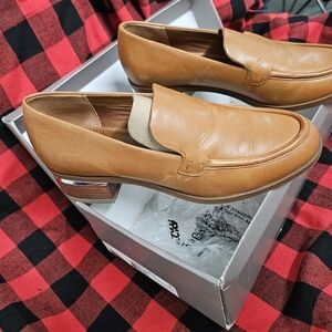 Women's Tan Leather Loafers